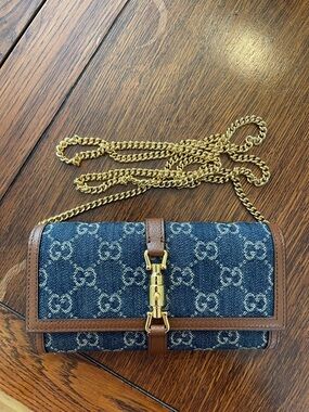 Gucci New blue Denim GG Monogram Jackie 1961 Chain Wallet Crossbody clutch Bag